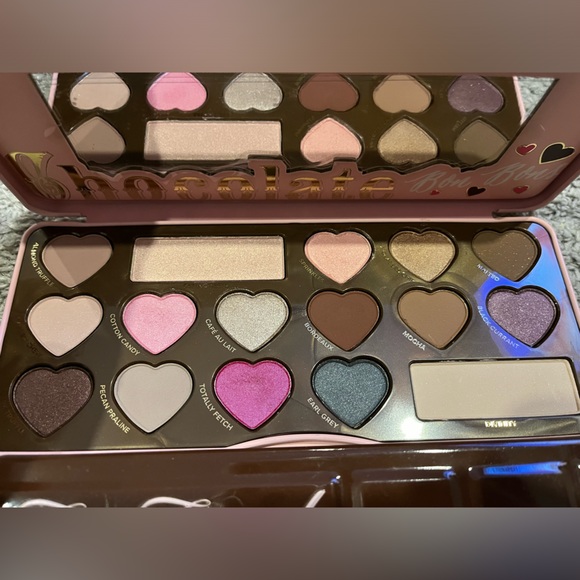 ❌ SOLD Eyeshadow Bundle - Picture 3 of 10